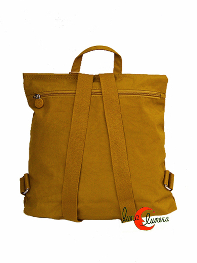 mochila impermeable cuadrada con cremallera antirrobo por la espalda