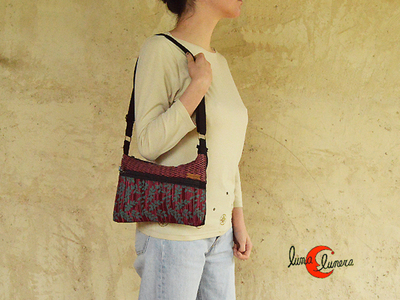 Bolso pequeño de algodón y telas rústicas