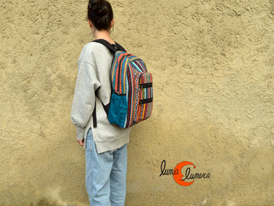 Mochila de tela de algodón con cremalleras