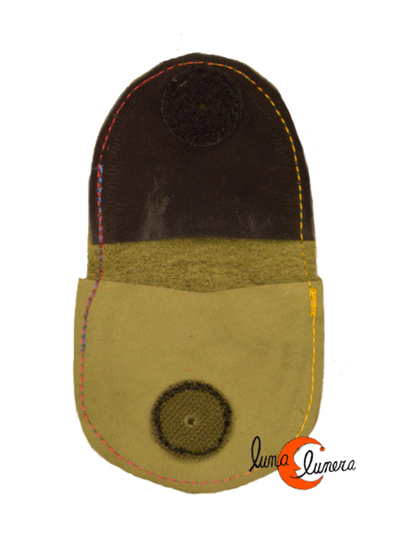 Monedero pequeño de piel con velcro