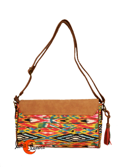 Bolso mediano de colores de mano o bandolera