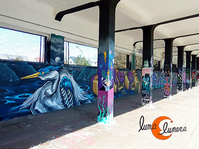 Feria de mujeres artesanas en antigua estación de tren.