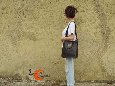 Bolso bandolera negro grande de piel de Marruecos