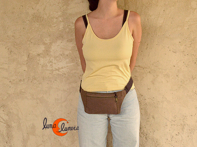 Riñonera de tela plana rectangular pequeña con cremalleras