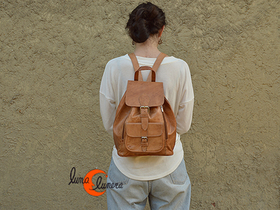 Mochila clásica pequeña de piel