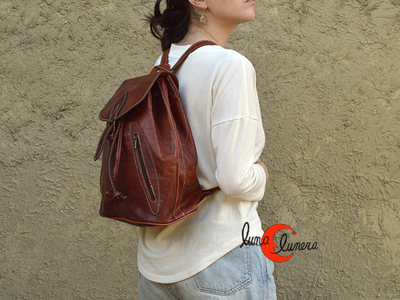 mochila de piel de Marruecos grande con bolsillos
