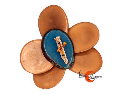 Muestra el modelo, los colores pueden ser diferentes al broche que está en venta.