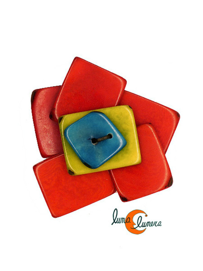 Broche asimétrico de Tagua