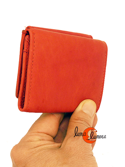 Cartera pequeña de piel con monedero roja