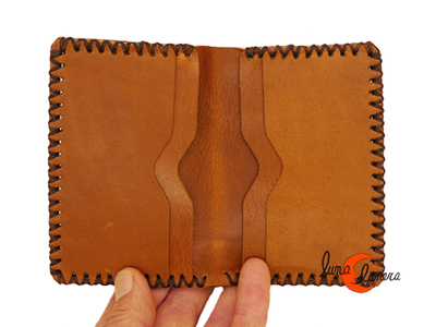 cartera tarjetero pequeña de piel cosida a mano