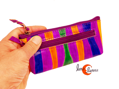monedero llavero de piel, se muestra el tamaño y el modelo,los colores pueden no coincidir con el producto en venta