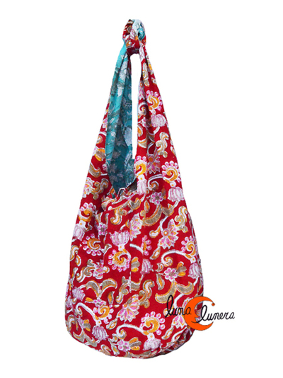 son diferentes al bolso que está en venta.