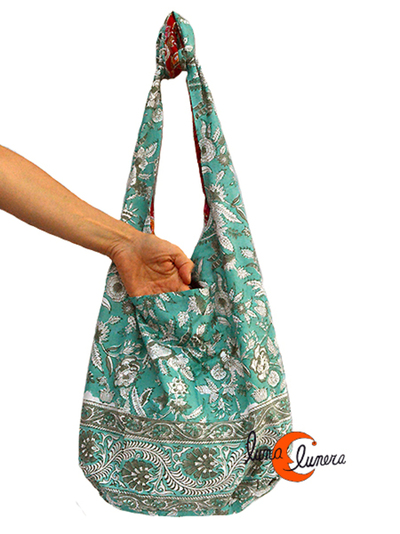 Estas imágenes muestran el modelo, los colores son diferentes al bolso que está en venta.