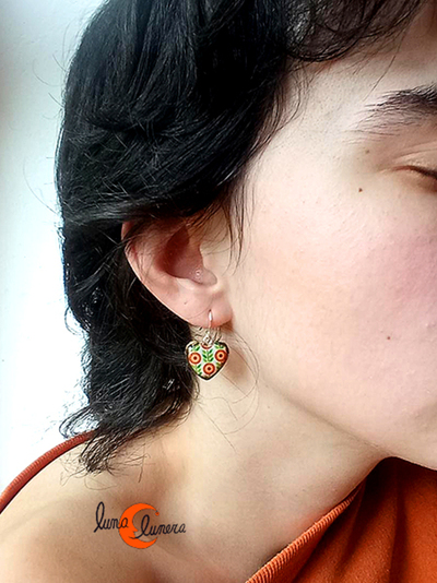 Se enseña el modelo y el tamaño, los colores pueden variar del pendiente que está en venta
