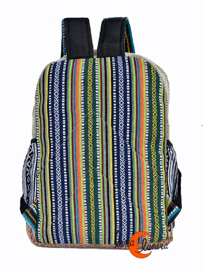 Se muestra el modelo y el tamaño, los colores pueden no coincidir con la mochila que está en venta