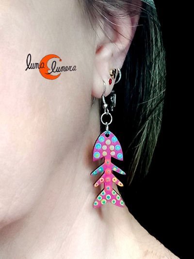 Pendientes artresanales de madera pintada