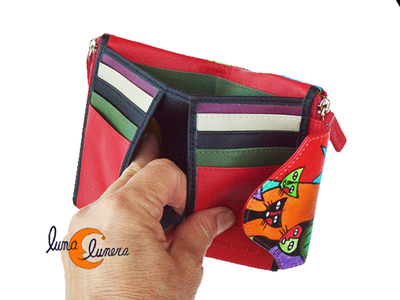 Esta fotografía muestra el modelo y el tamaño, los colores pueden no coincidir con la cartera que está en venta.