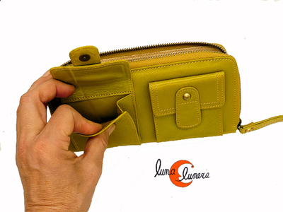 Esta fotografía enseña el modelo, los colores pueden no coincidir con la cartera que está en venta