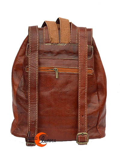 Esta imagen enseña el tamaño, la mochila puede ser diferente al mnodelo que está en venta, pero las medidas son las mismas