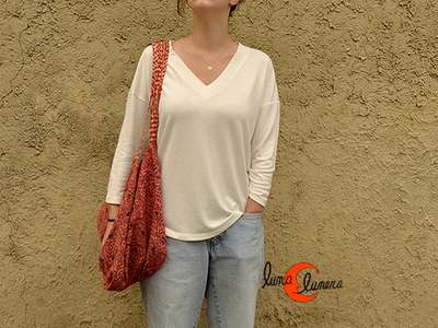 Bolso saco grande de tela de algodón.