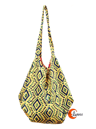 Bolso saco grande de tela de algodón.