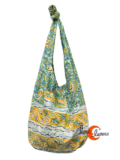 Interior bolso saco reversible.