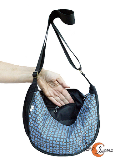 Esta imagen enseña el modelo, los colores pueden ser diferentes al bolso que está en venta.