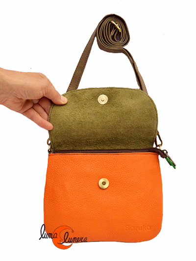 Esta imagen enseña el modelo, los colores pueden ser diferentes al bolso que está en venta.