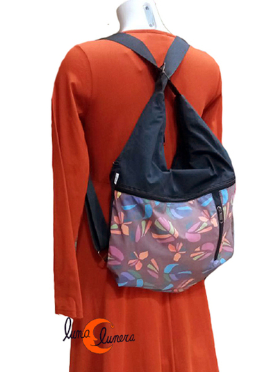 Esta imágen enseña el modelo, los colores pueden ser diferentes al bolso que está en venta