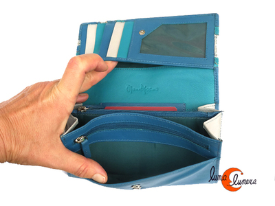 Esta imágen enseña el modelo, los colores pueden ser diferentes al monedero que está en venta