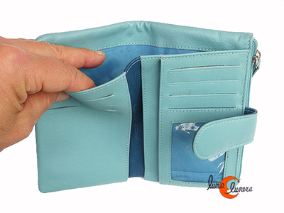 Esta imágen enseña el modelo, los colores pueden ser diferentes al monedero que está en venta