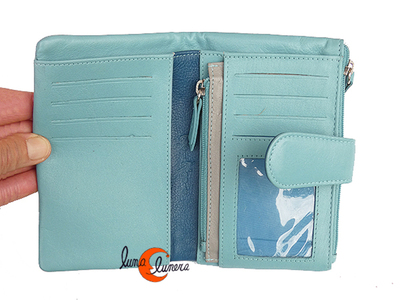 Esta imágen enseña el modelo, los colores pueden ser diferentes al monedero que está en venta