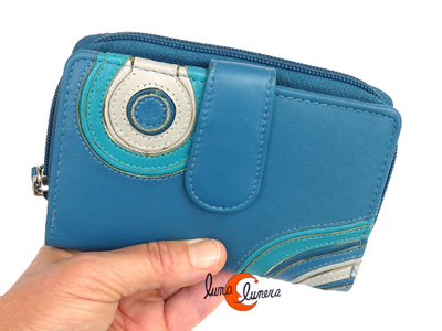 Esta imágen enseña el modelo, los colores pueden ser diferentes a la cartera que está en venta