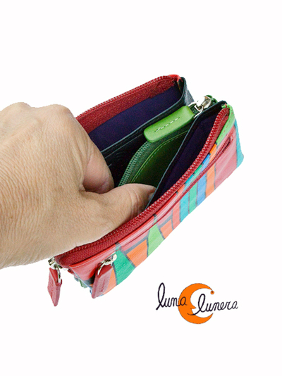 Esta imagen enseña el modelo, los colores pueden ser diferentes al monedero que está en venta