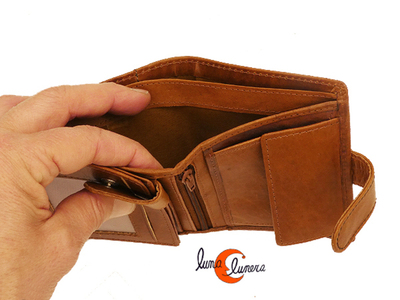 Esta foto enseña el modelo, loscolores pueden ser diferentes a la cartera que está en venta