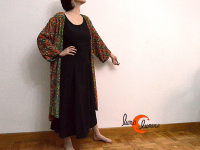 Kimono de seda reversible.
