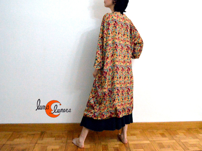 Kimono imitación seda reversible.