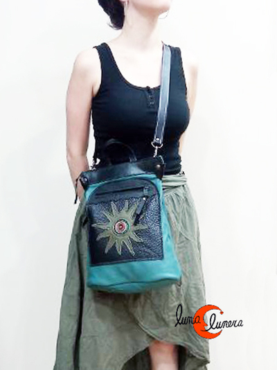 Las imágenes enseñan el modelo, los colores puedenser diferentes a la mochila que está en venta.