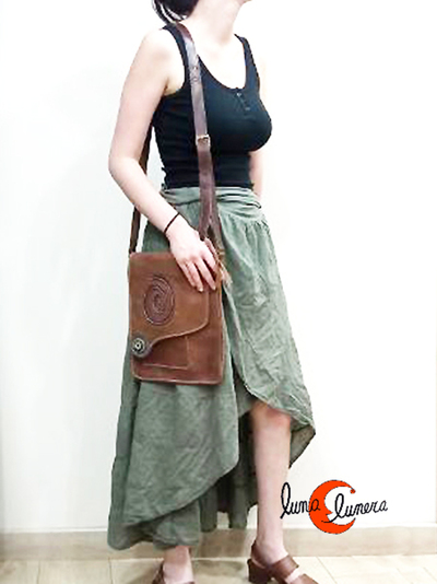 ESta imágen enseña el modelo, los colores pueden ser distintos al bolso que está en venta.