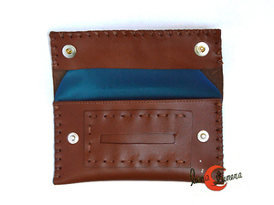 tabaqueras de piel hechas a mano para el tabaco de liar.