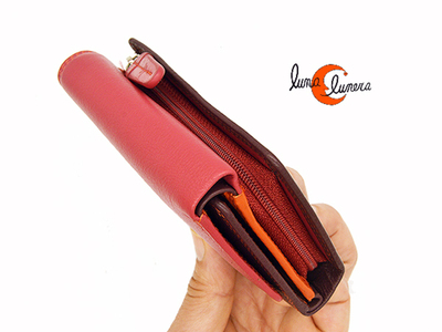 Esta foto enseña el modelo, los colores pueden no correspoder con la cartera que está en venta.