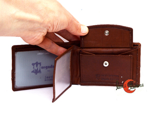 Apertura horizonral. Monedero interior