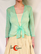 Chaquetas, rebecas de punto. Pueden llevarse abiertas o con nudo.
