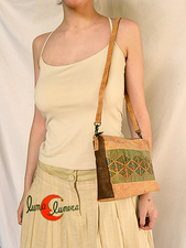 Bolso de corcho.