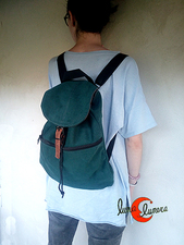 Mochila de tela modelo clásico artesanal