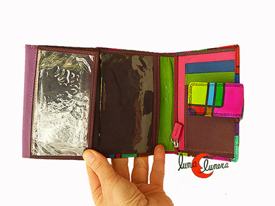 Cartera de piel con espaciopara fotos