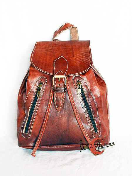 Mochila de piel de marruecos, artesania en cuero marroquí, mochilas con  kilim