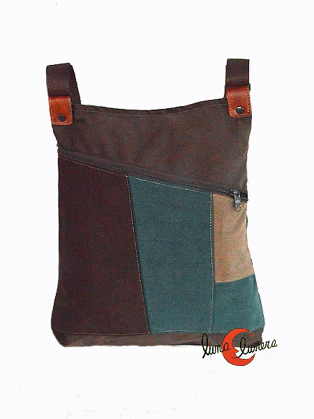 Bolsos y mochilas de tela, colección Mochila triángulo de  colores, marrón y verde