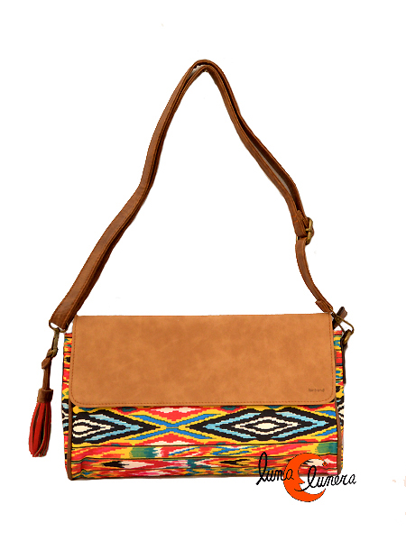 Bolso mediano de de o bandolera