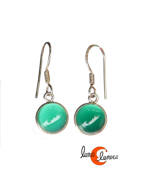 Pendientes de plata y Pendientes pequeños sencillos con piedra  verde crisopacio